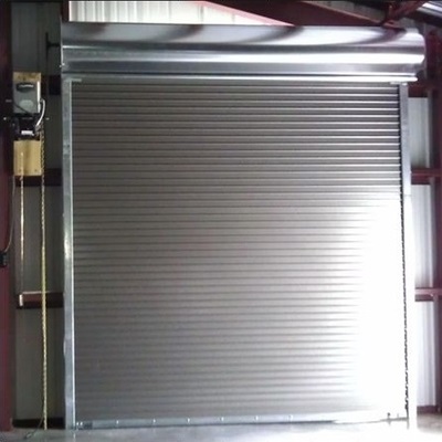 insulated-heavy-duty-dock-doors